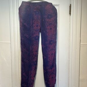 Stylish Purple and Pink Women's Pants. New/tags. Small